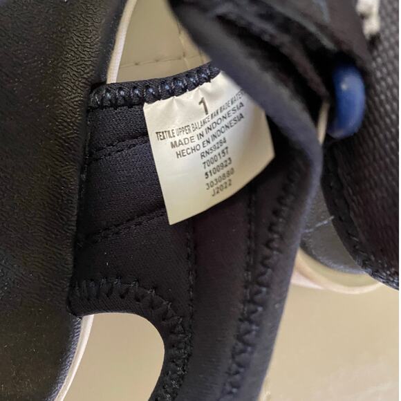 The Children's Place Boys Double Strap Blue Sandals Youth 1 - Picture 5 of 6